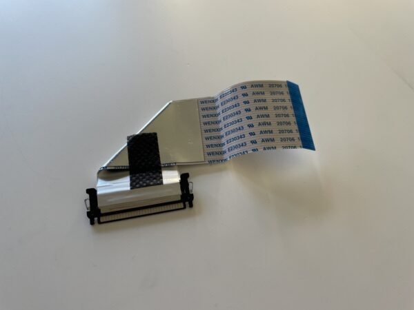 FLET LVDS 30106288 WENXIN E230343 RU AWM 20706 105C 60V VW-1 - Image 2